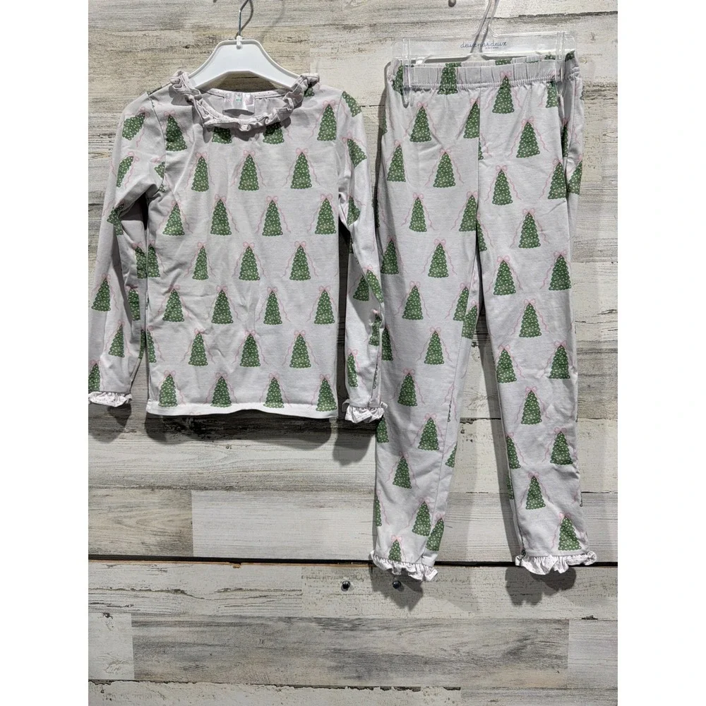 Cecil and Lou Pajama Set Girls 6 White Christmas Tree Ruffle Holiday GUC*